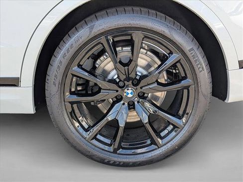 New 2026 BMW X7 xDrive40i AWD/4WD image 10