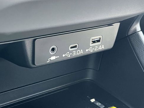 New 2026 Subaru Crosstrek 2.5i Limited w/ Crosstrek Mirror Package image 13