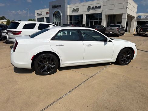 Used 2023 Chrysler 300 S RWD image 12