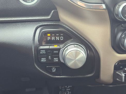Used 2021 RAM 1500 Laramie AWD/4WD image 30