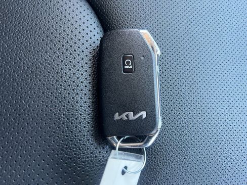 Certified 2023 Kia Sportage EX image 25
