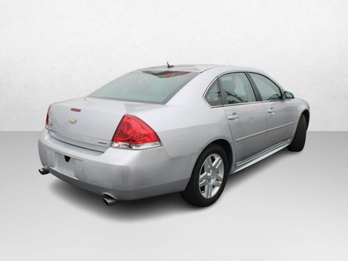 Used 2014 Chevrolet Impala LT w/ LT Sunroof Package image 3