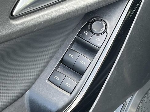 Used 2025 Chevrolet Equinox LT w/ Convenience Package II AWD/4WD image 26