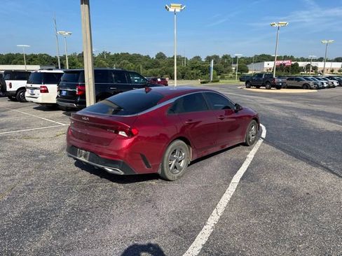 Used 2022 Kia K5 LXS FWD image 3