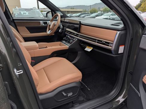 Certified 2026 Hyundai Santa Fe Limited AWD/4WD image 9