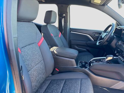 Used 2024 Chevrolet Colorado Z71 w/ Z71 Convenience Package 2 image 27