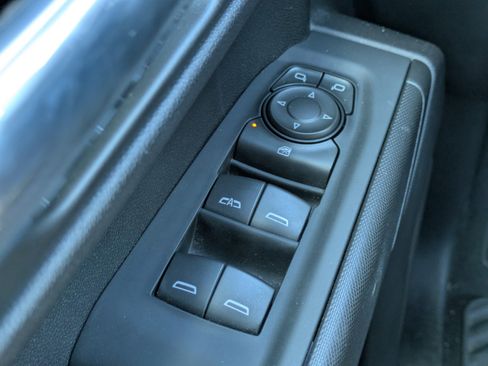 Used 2023 Chevrolet Silverado 1500 Custom image 20