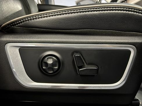 Used 2020 RAM 1500 Laramie AWD/4WD image 20