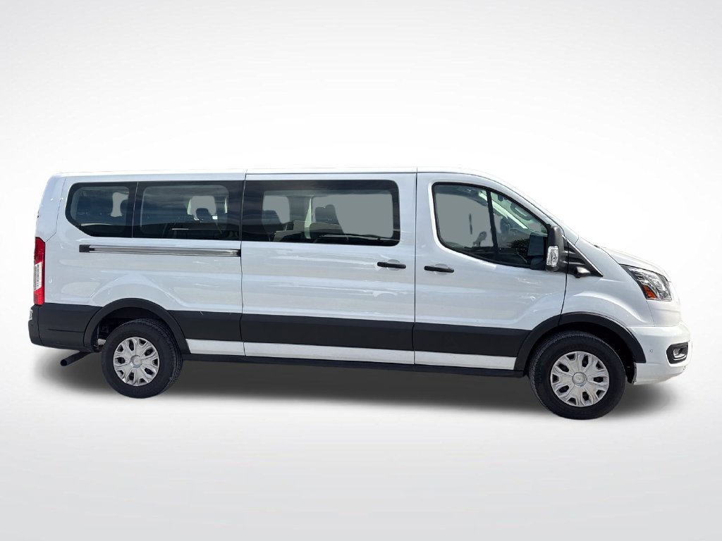 Used 2023 Ford Transit 350 XLT RWD image 7