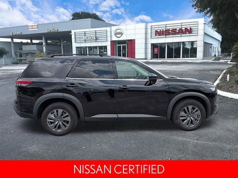Certified 2024 Nissan Pathfinder SV AWD/4WD image 2