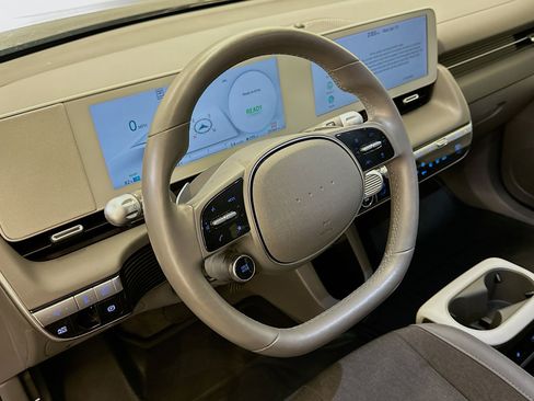 Used 2024 Hyundai Ioniq 5 SEL image 18