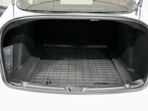 Used 2018 Tesla Model 3 Long Range image 34