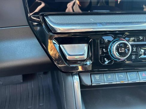 New 2026 GMC Sierra 2500 Denali w/ Denali Reserve Package image 29