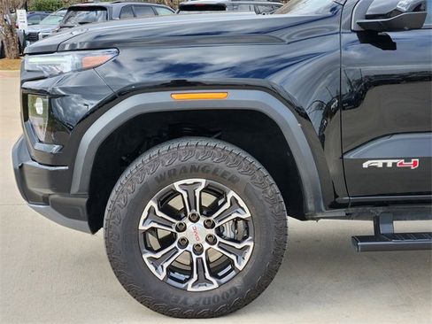 Used 2023 GMC Canyon AT4 w/ AT4 Premium Package image 8