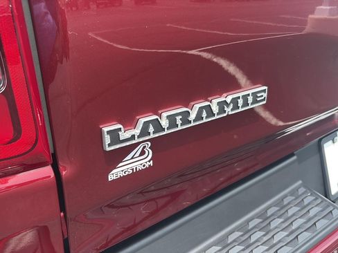 Used 2020 RAM 1500 Laramie w/ Sport Appearance Package AWD/4WD image 16