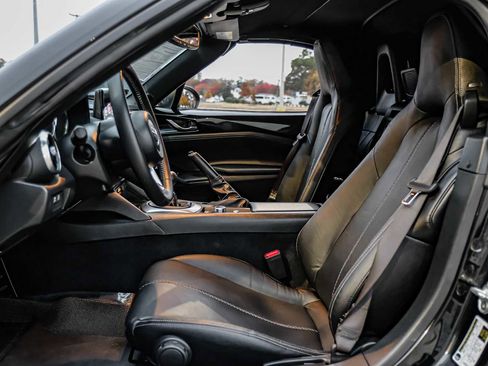 Used 2022 MAZDA MX-5 Miata Grand Touring image 4
