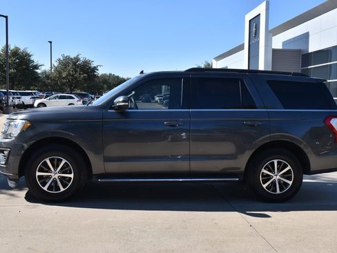 Used 2020 Ford Expedition XLT w/ Equipment Group 202A image 12