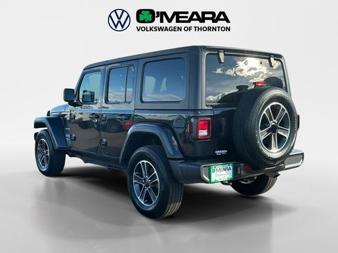 Used 2023 Jeep Wrangler Sahara image 3