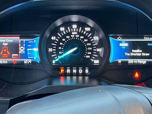 Used 2021 Ford Edge SE image 13