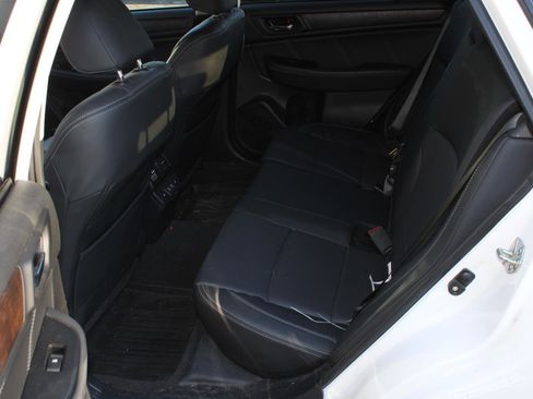 Used 2019 Subaru Outback 2.5i Limited image 17