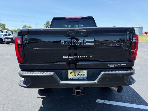 Used 2024 GMC Sierra 2500 Denali Ultimate AWD/4WD image 4