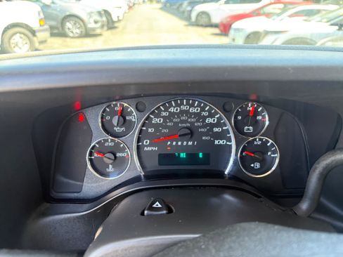 Used 2023 Chevrolet Express 3500 LS RWD image 14