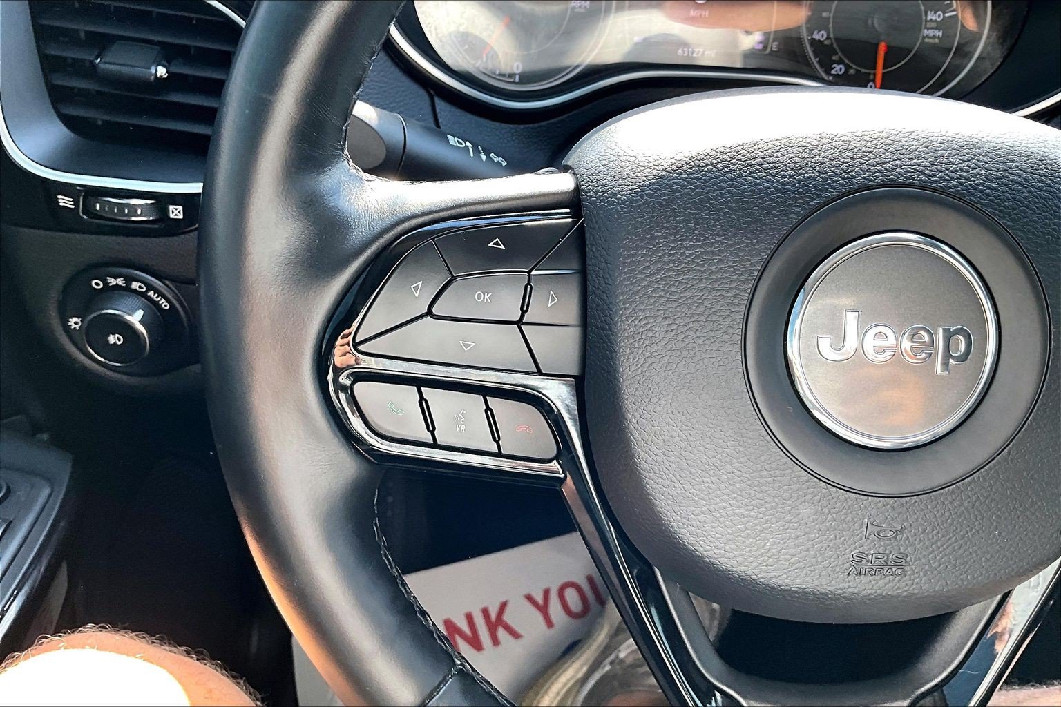 Used 2019 Jeep Cherokee Latitude Plus FWD image 22