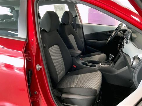 Used 2019 Hyundai Kona SE image 12