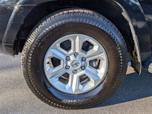 Used 2023 Toyota 4Runner SR5 Premium image 10