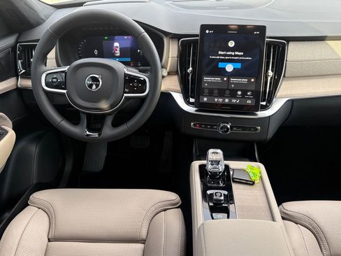 New 2026 Volvo XC90 T8 Ultra w/ Lounge Package image 11