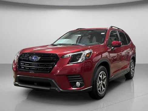 Used 2023 Subaru Forester Premium AWD/4WD image 7