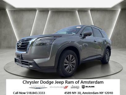 Used 2024 Nissan Pathfinder SV