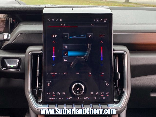 Used 2025 GMC Yukon Denali AWD/4WD image 35