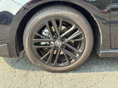 Used 2026 Toyota Camry SE FWD image 14