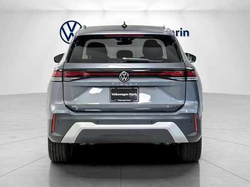 New 2026 Volkswagen Tiguan SE image 4