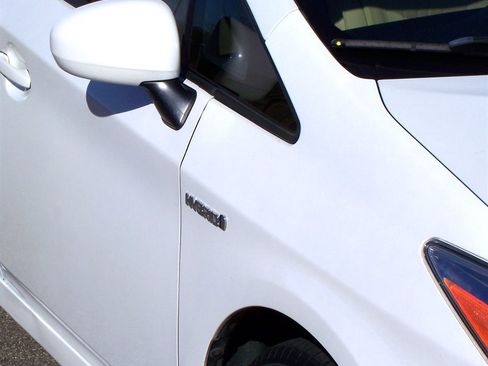 Used 2013 Toyota Prius Two image 24