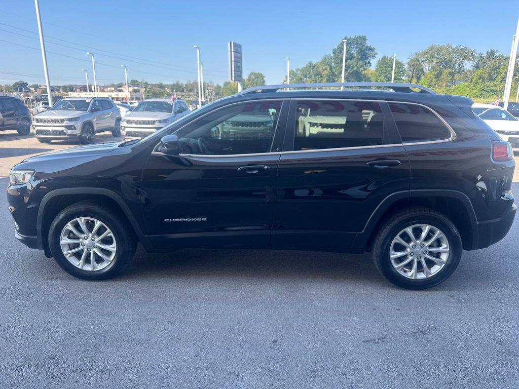 Used 2019 Jeep Cherokee Latitude w/ Popular Appearance Group FWD image 8
