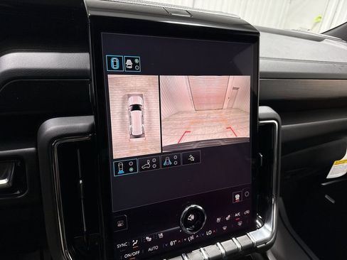 New 2026 GMC Yukon Denali w/ Sun & Power Step Package image 15