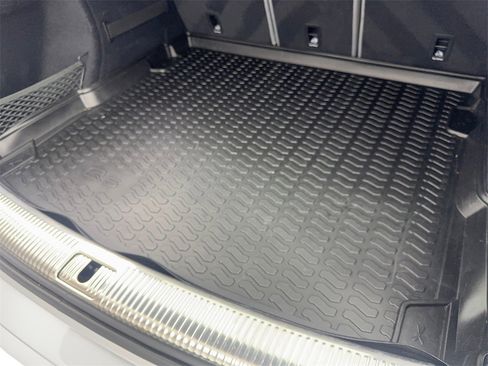 Used 2022 Audi Q5 2.0T Premium w/ Convenience Package image 81