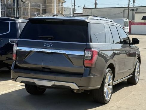 Used 2018 Ford Expedition Limited w/ Equipment Group 302A RWD image 4