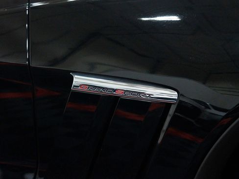 Used 2010 Chevrolet Corvette Grand Sport w/ Preferred Equipment Group image 16