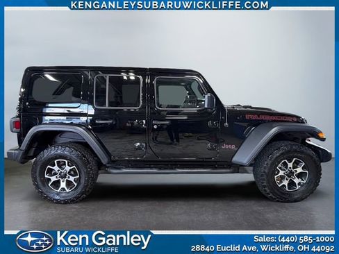 Used 2022 Jeep Wrangler Unlimited Rubicon w/ Cold Weather Group AWD/4WD image 6