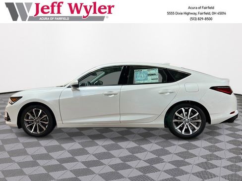 New 2025 Acura Integra image 5