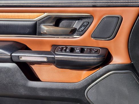 Used 2022 RAM 1500 Limited image 7