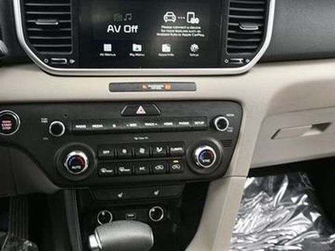 Used 2022 Kia Sportage LX w/ LX AWD Value Edition Package image 19
