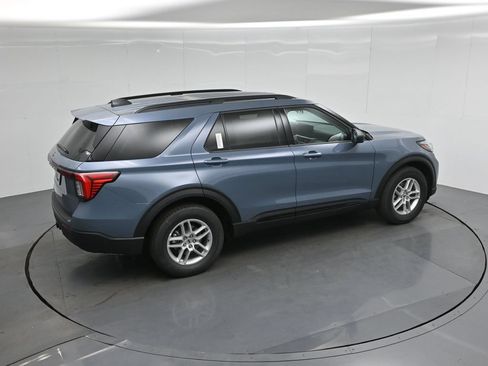 New 2026 Ford Explorer Active RWD image 38