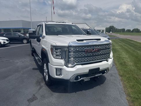 Used 2023 GMC Sierra 3500 Denali w/ Denali Ultimate Package AWD/4WD image 6