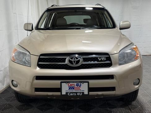 Used 2007 Toyota RAV4 Limited FWD image 2