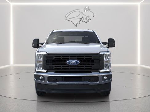 New 2026 Ford F250 XL image 8