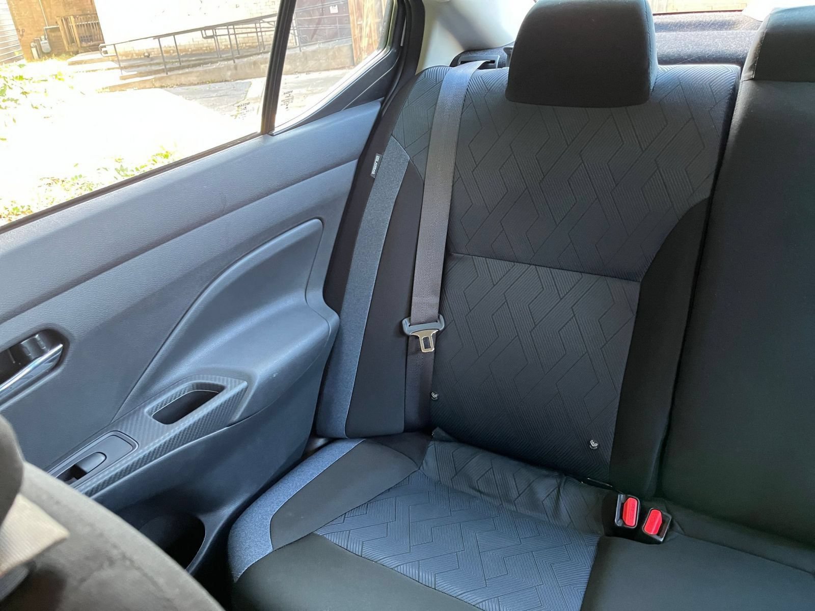 Used 2025 Nissan Versa SV FWD image 40